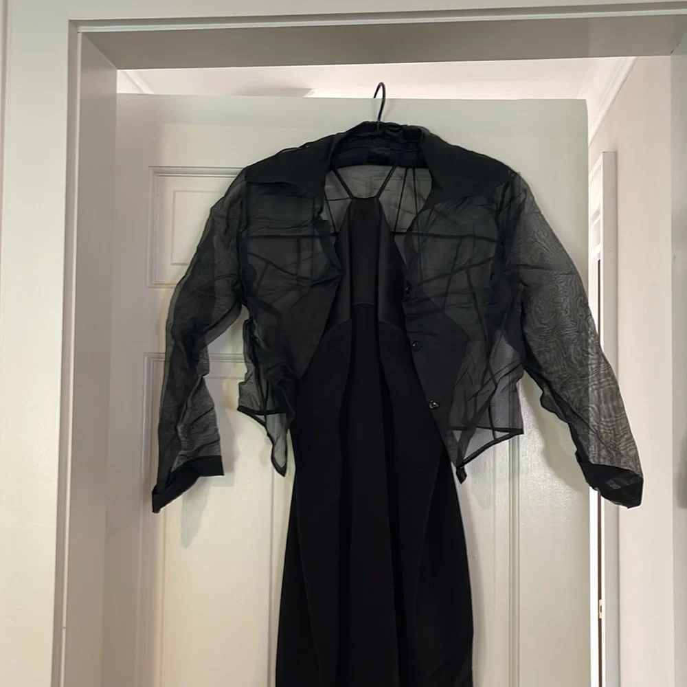Tahari Black Dress Size 6 with Chiffon Jacket - Picture 5 of 6